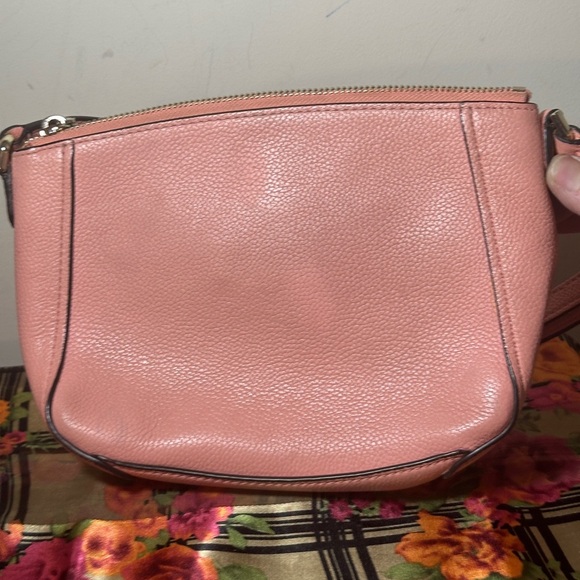 Kate Spade crossbody. - Picture 7 of 14